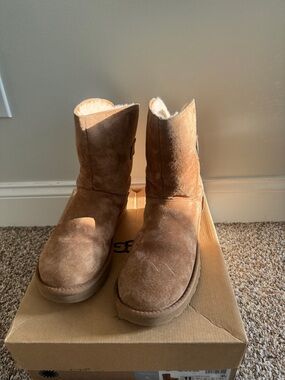 UGG Chestnut Suede Classic Boots